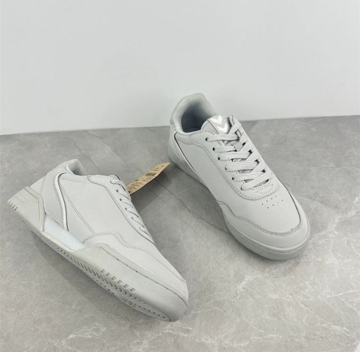 Детская обувь продаётся. Кроссовки HUMMEL