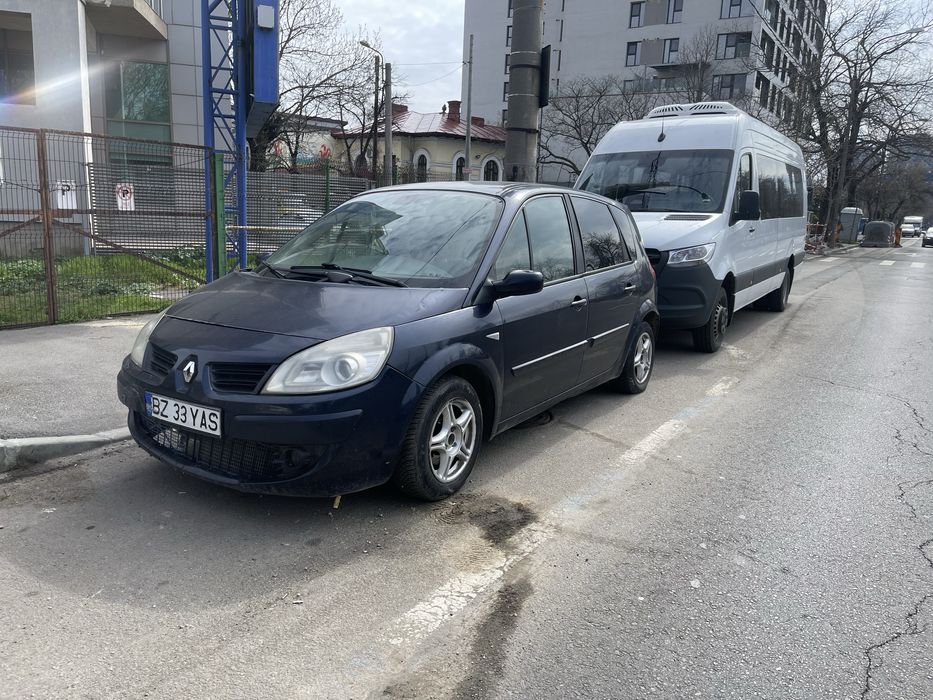 Dezmembrez Renault Scenic 2 facelft si normal disel si benzina