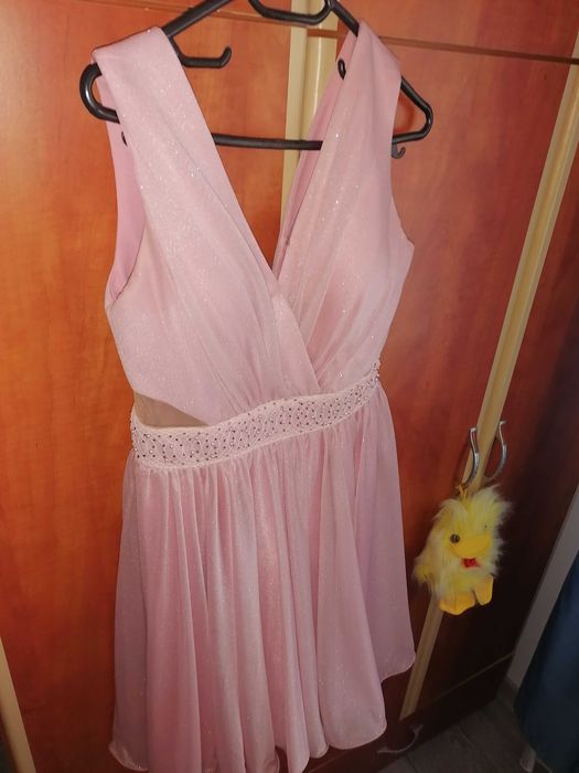 Rochie de ocazie roz cu sclipici, noua