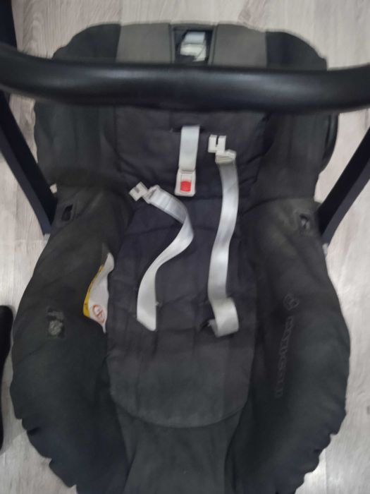 Детско столче Maxi Cosi за кола