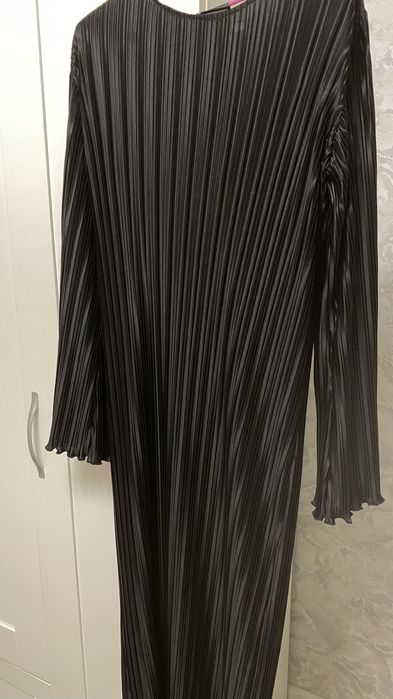 Платье черное длинное