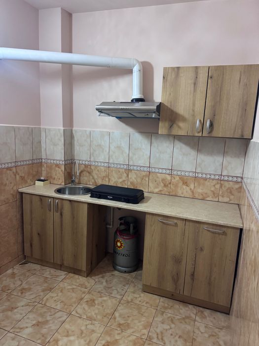 Închiriez garsonieră