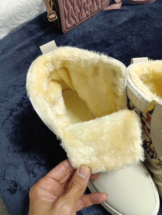 Зимние ботинки 200.000 сум