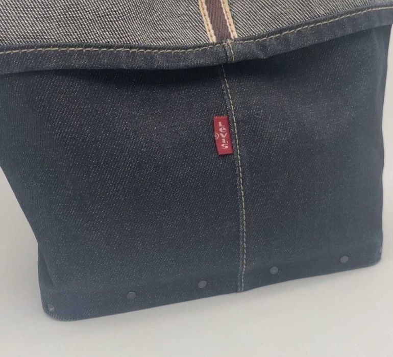 Чанта Levi's от деним с двойни презрамки – тип тоут
