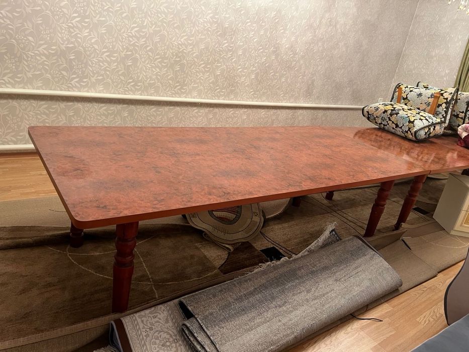 Продаю стол 5 метров