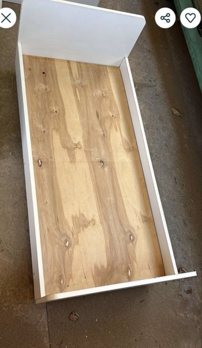 Детский кроват.