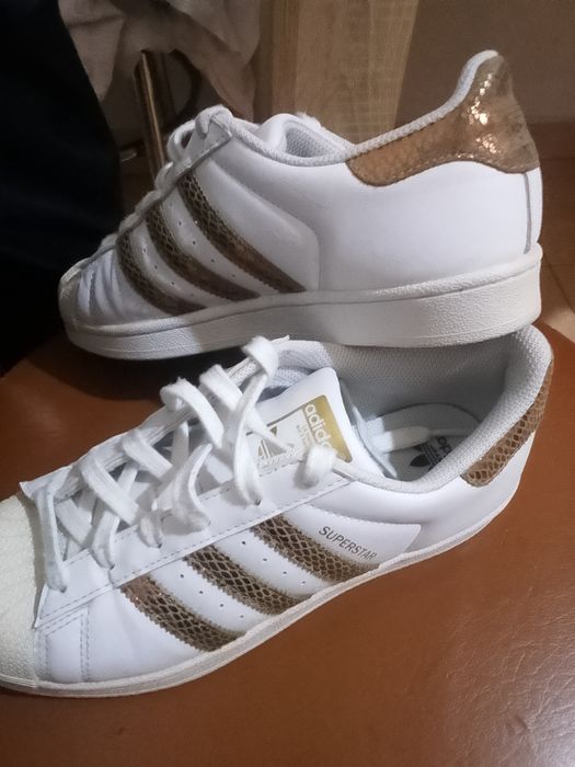 Papuci adidas femei