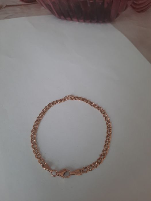 Продам золотой браслет за 250000