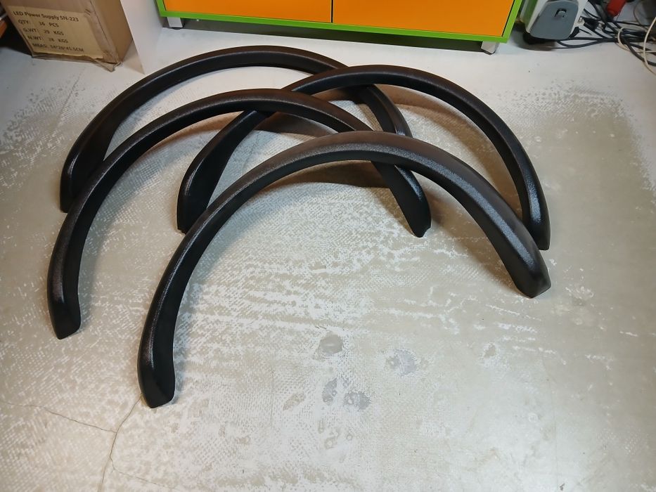 Раздувки за калници.За Витара.Раздздувките са чисто нови.