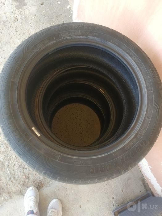 GoodYear 215/55R17