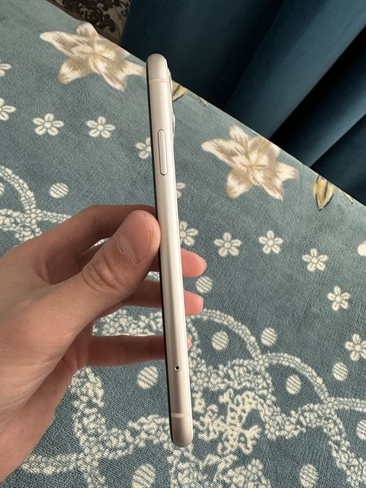 iPhone 11 128gb ios 16.6