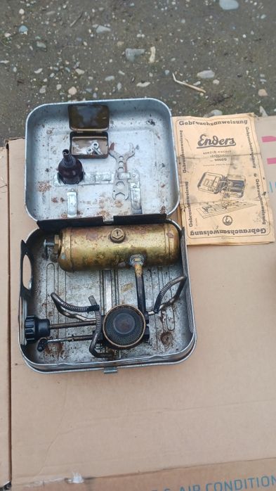 Lot arzatoare camping germane si rusesti.1