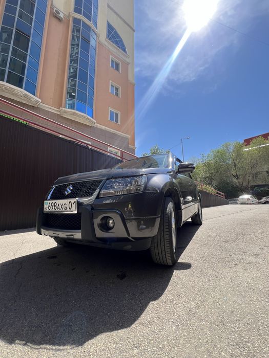Продам крассовер suzuki grand vitara