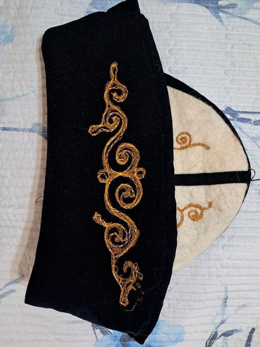 Продам чапаны две штуки