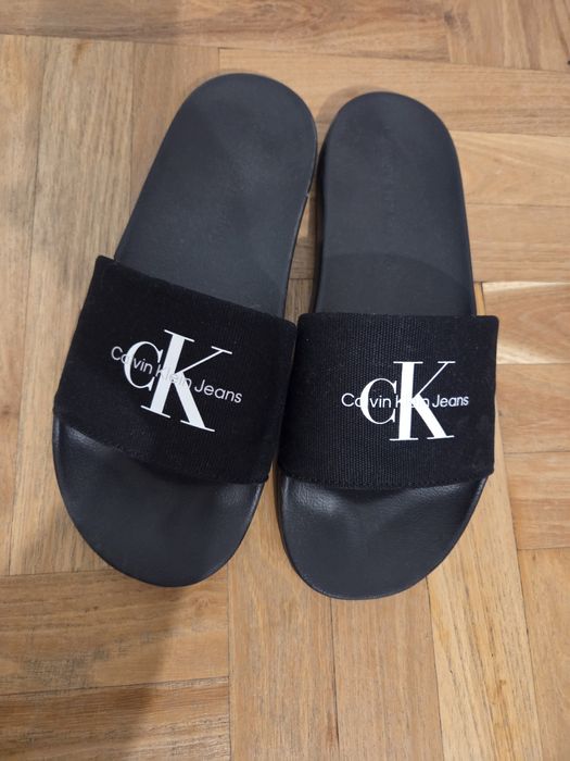 Чехли Calvin Klein