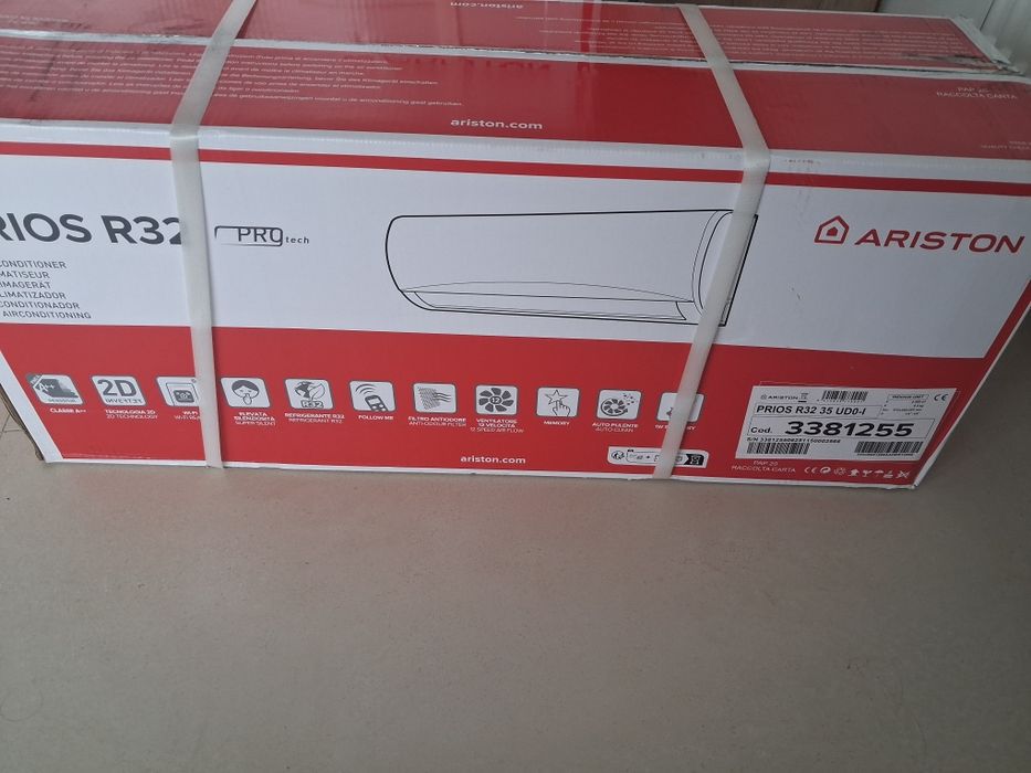 Vând aer condiționat Ariston Prios R32