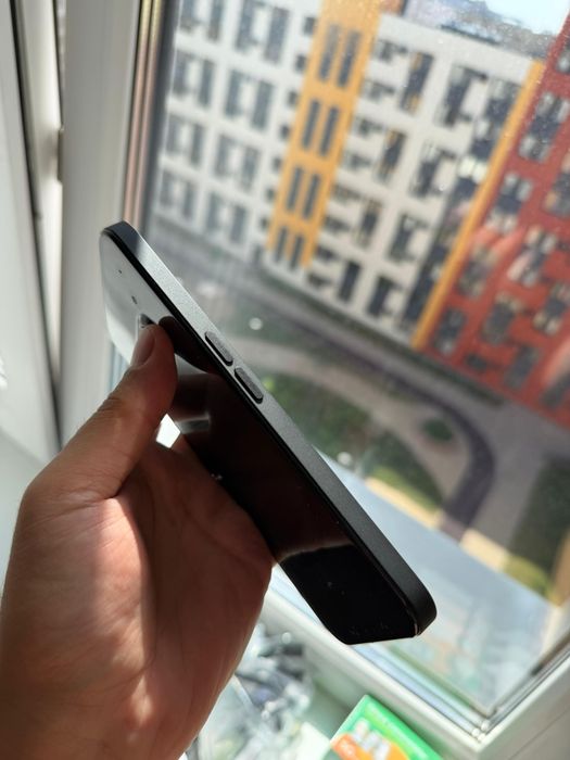 Продам Nothing Phone 2a.