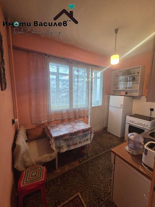 Продава се Тристаен апартамент в София, Център - 70 кв.м за 1567 €/кв.м - Снимка #2
