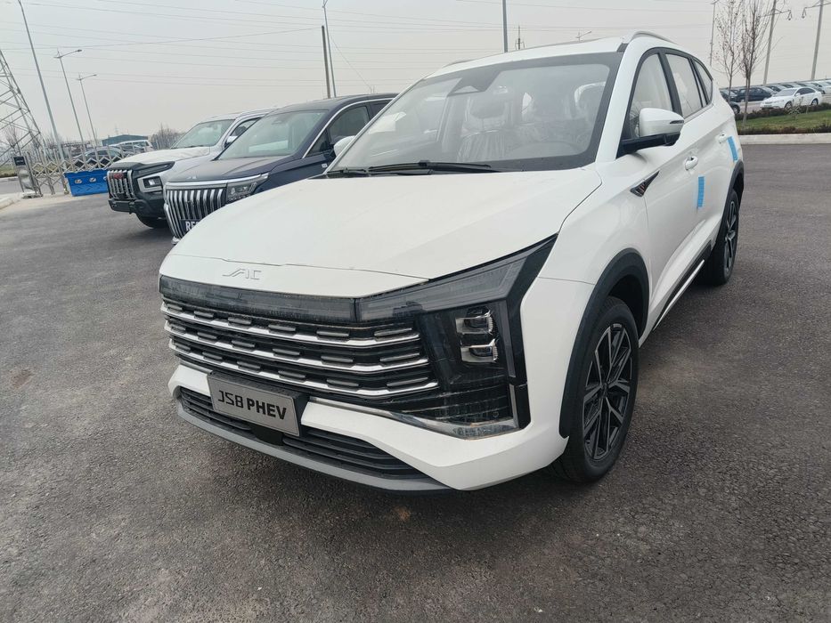 JAC JS8 crossover 7 seats 2026 y