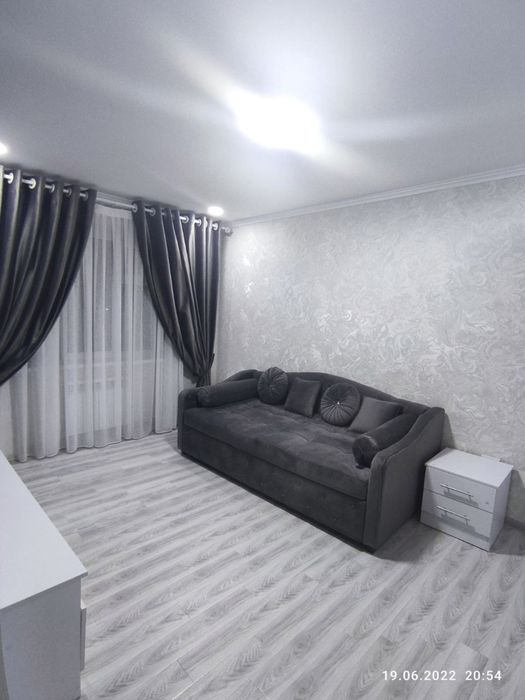 Своя! Сдается  в аренду однокомнатная квартира в центре