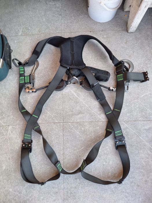 Ham de protecție lucru la înălțime -full body cu cârlige import OLANDA