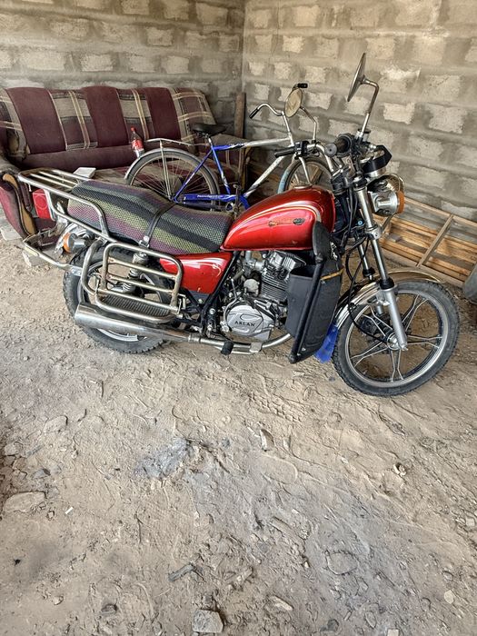 Продам мотоцикл 200 куб