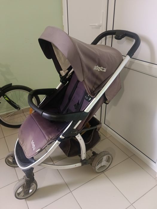 Коляска прогулочная Babyton