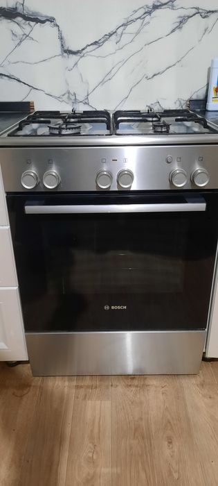 Продам Газовую плиту