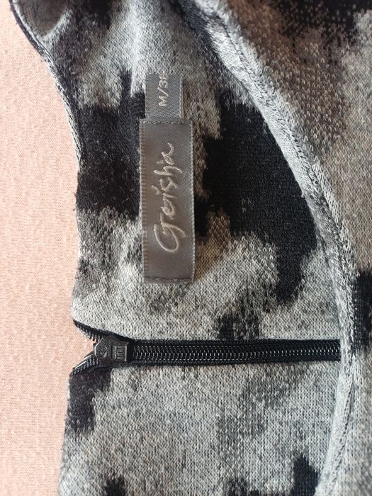 Geisha  Poland рокля до коляно