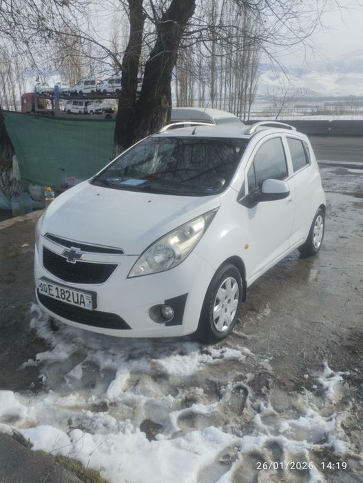 Avtomobil Chevrolet Spark