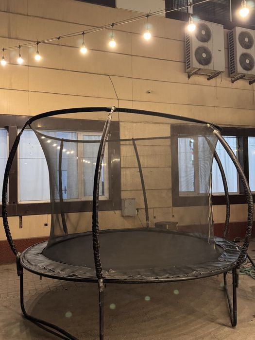 Batot va paravoz bolalar oyinchogʻi