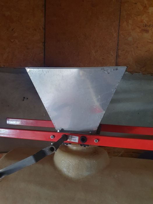 Vând diverse pentru vin..