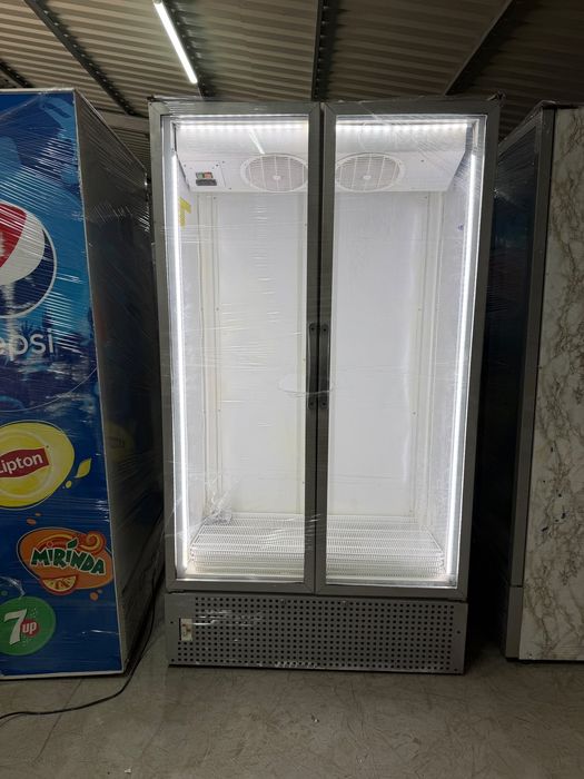 Vitrina frigorifică dublă electronică