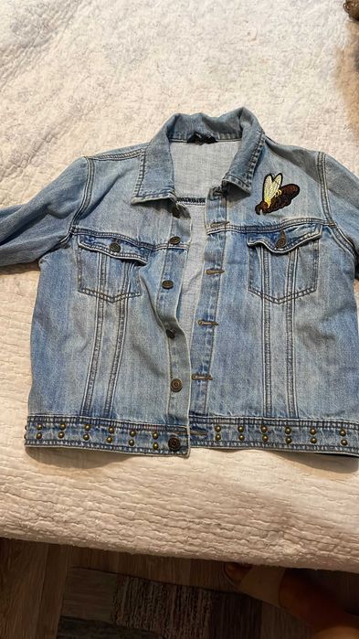 Куртка джинсовая