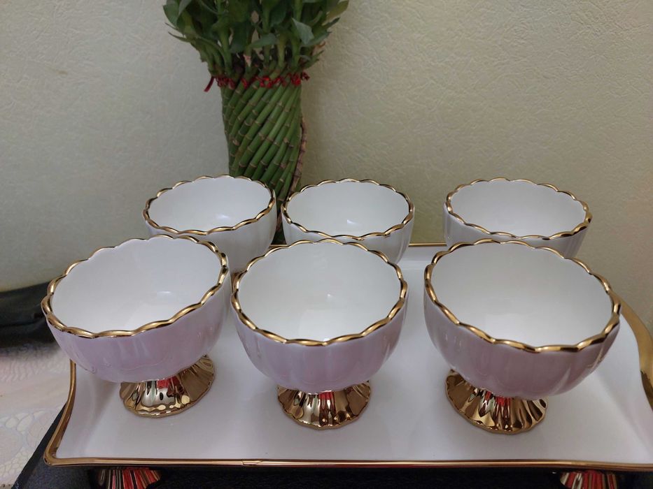 Новый набор посуды, вазочки
