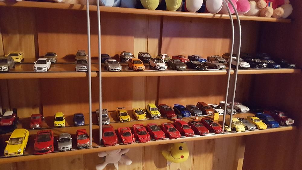 Machete auto 1/43...