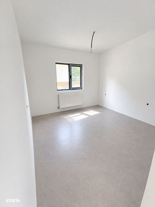 Casa P+M În Lumina, stradal