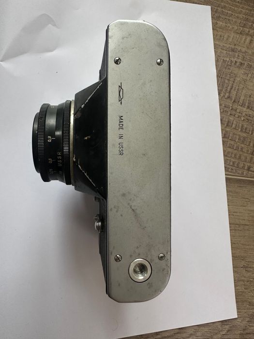 Продавам ретро фотоапарат Зенит В