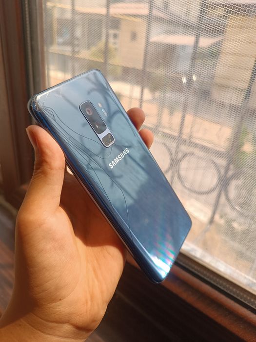 Samsung s9 plus 64/4