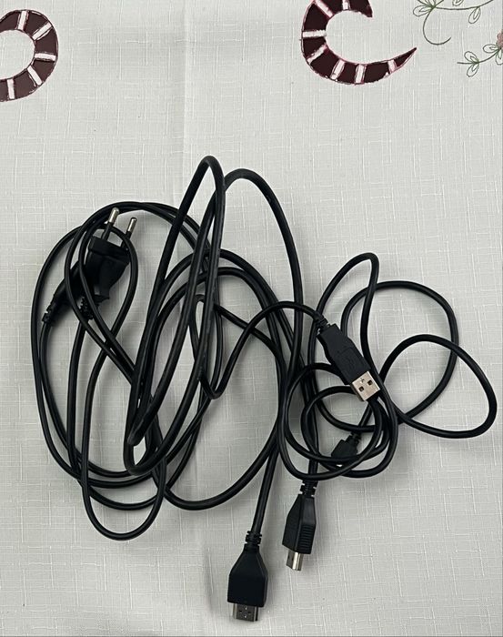 Продам Playstation 4 Slim