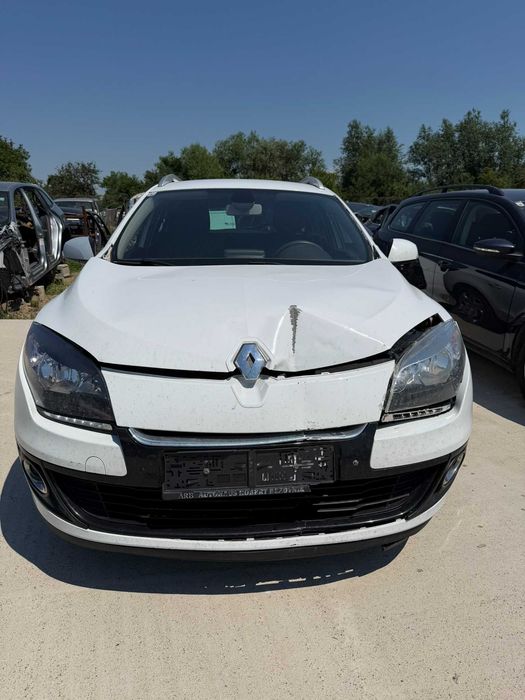 RENAULT Megane
