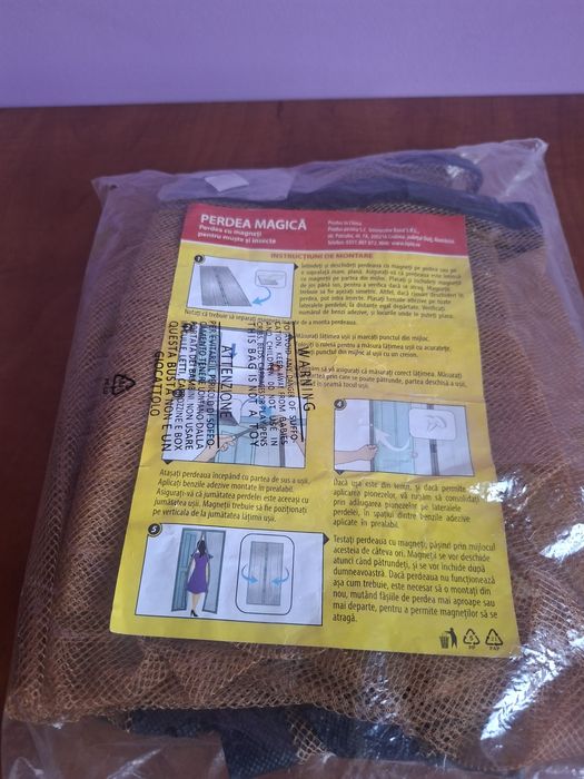Vand Plasa Insecte,Tantari,Muste pt Usa cu Magneti Noua