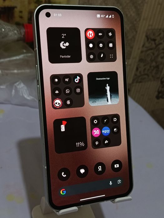 Nothing Phone (1)