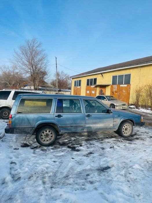 Продам вольво 740