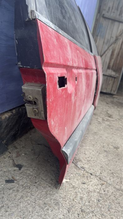 дверь пассат б3