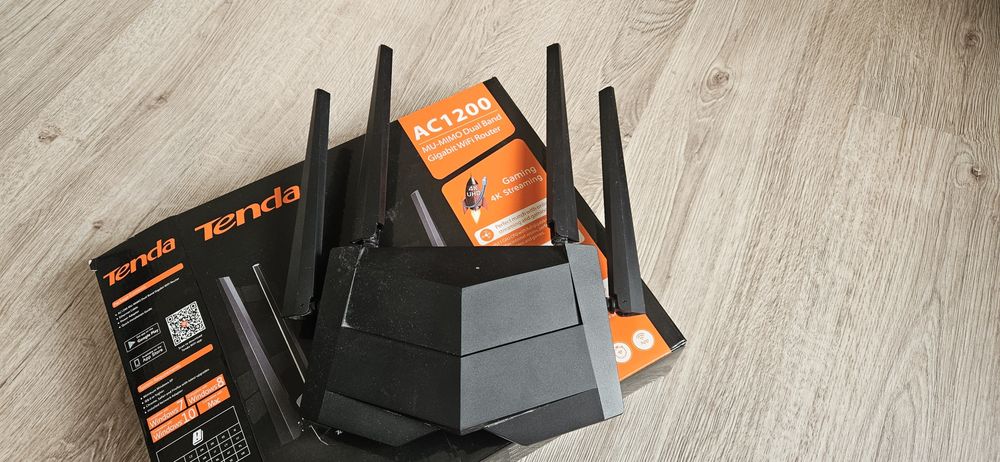 Vand router Tenda 1200AC