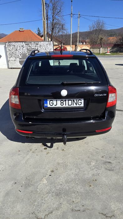 SKODA Octavia 2010 — imagine 3