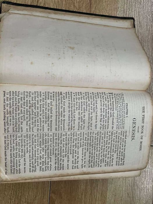 Biblia / Biblie veche ,  in limba engleza, an 1868 , 23x15x6 cm