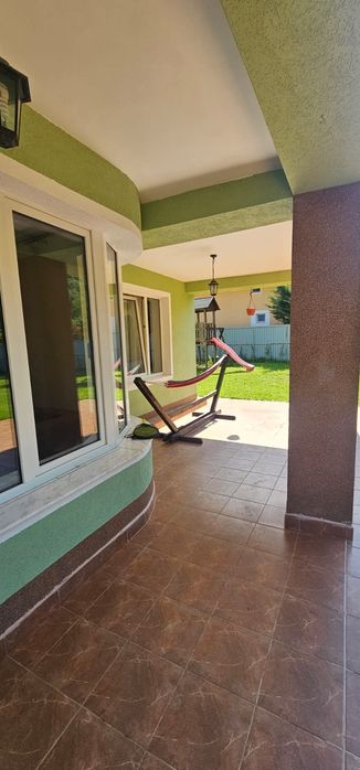 vand casa deosebita sau schimb cu apartament plus difefenta