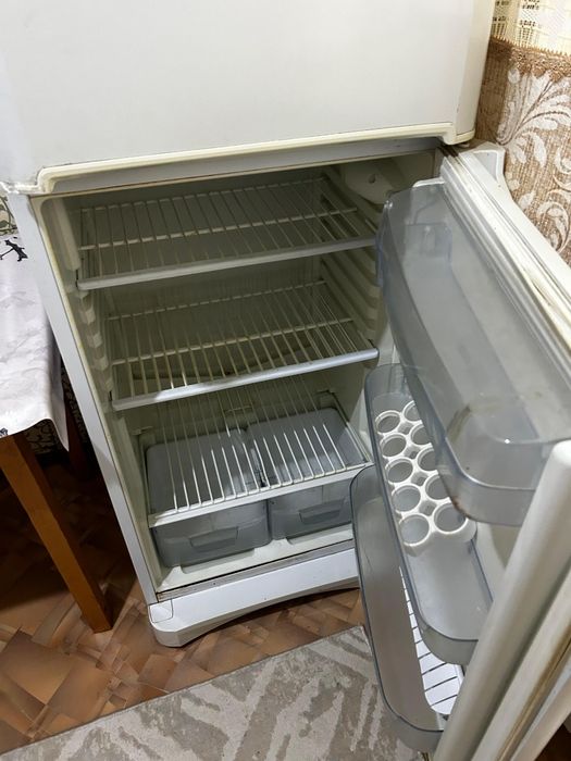 Продам холодилник